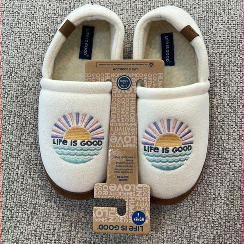 Life Is Good, ‘Cream’ Fleece Lined Slippers. SZ: 8. NWT *Last One!